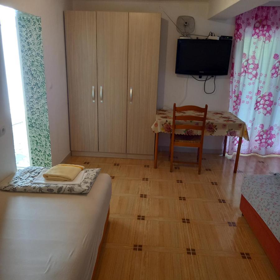Bugenvilija Budva Exterior foto